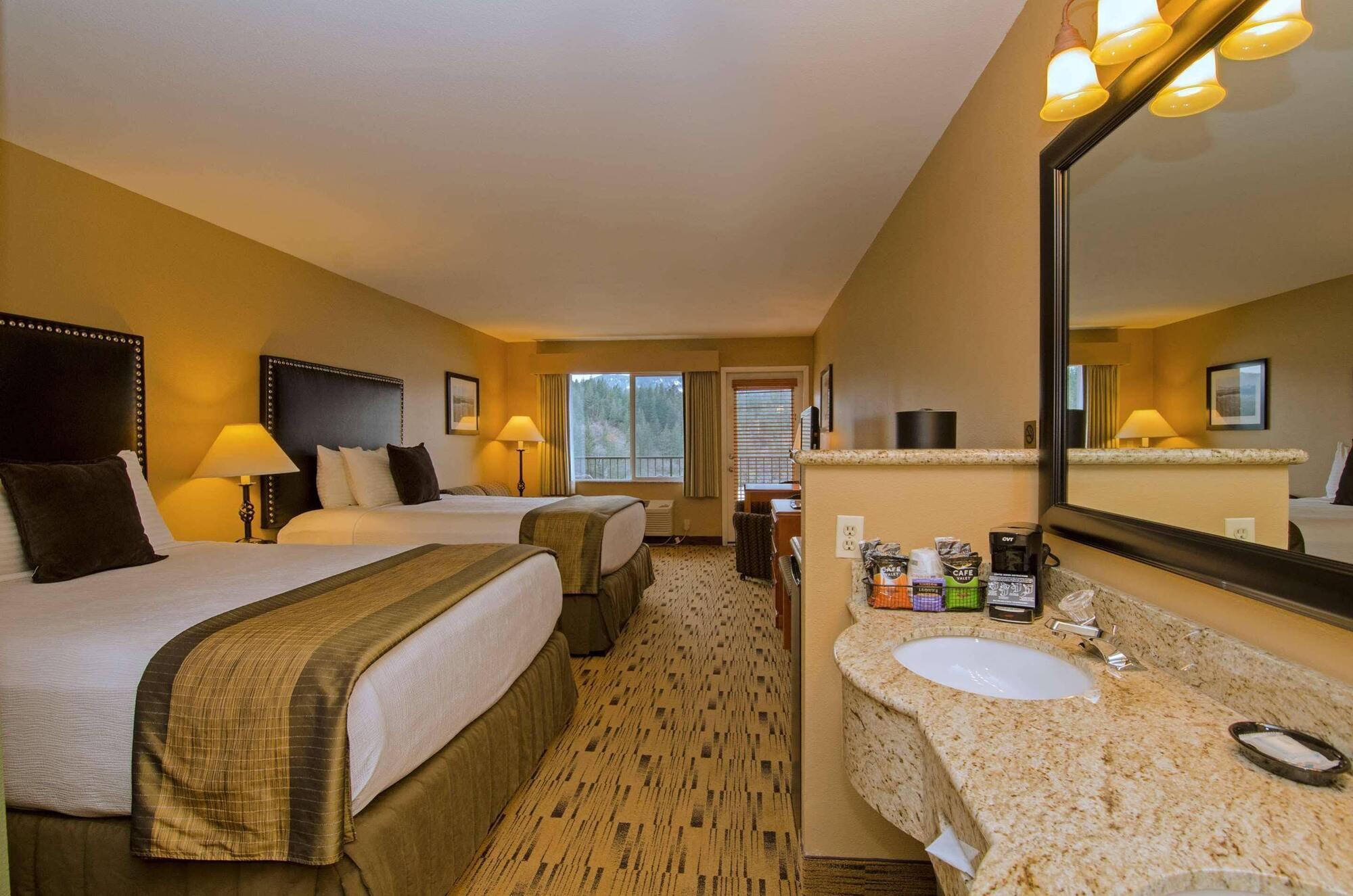 Best Western Plus Columbia River Inn Cascade Locks Exterior foto